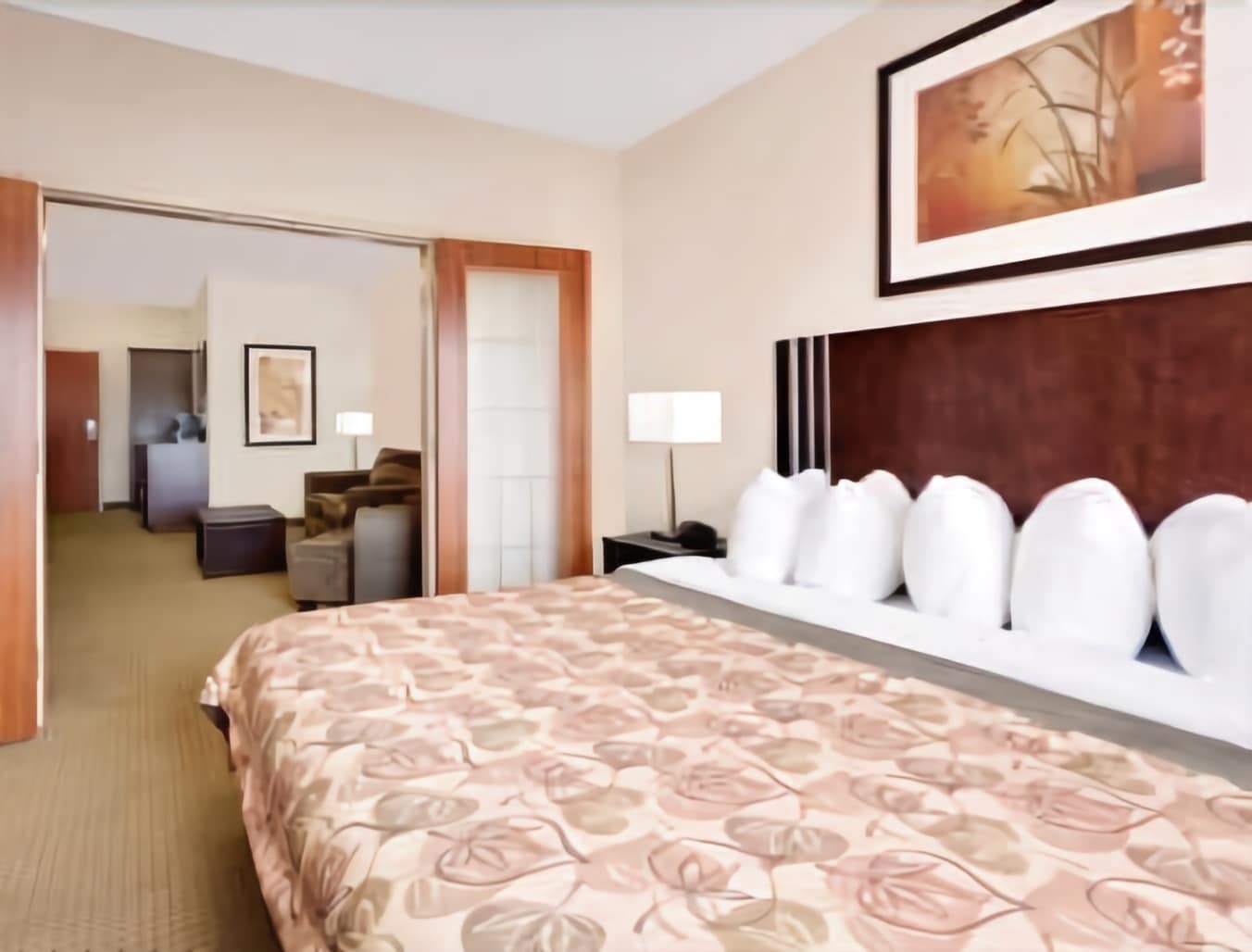 Ramada By Wyndham Lac La Biche Ngoại thất bức ảnh