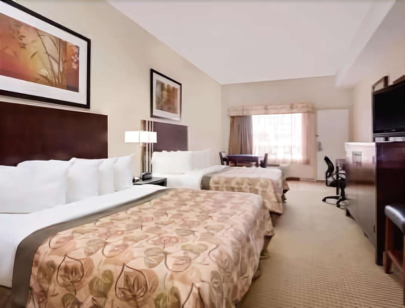Ramada By Wyndham Lac La Biche Ngoại thất bức ảnh